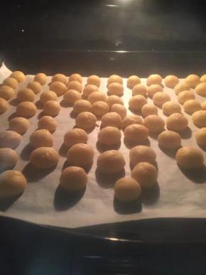 十分钟后的过程中，体积慢慢的膨大