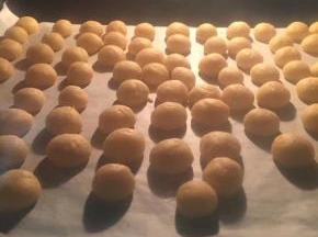 十分钟后的过程中，体积慢慢的膨大