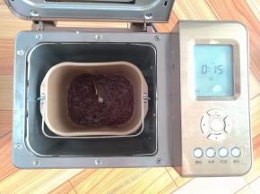 煮半小时候后水份变少，继续煮