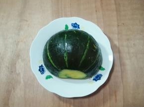 嫩南瓜半个