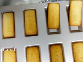 到时取出模具，学厨模具脱模非常方便，在台面上轻轻一震，即可轻松脱模