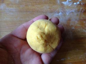 用虎口慢慢合拢收口