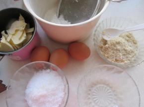 各种材料称重备用。