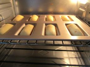 烤箱200度预热5分钟，入烤箱190度烤13分钟即可。