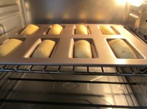 烤箱200度预热5分钟，入烤箱190度烤13分钟即可。