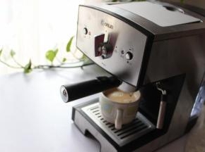 开始制作，立刻就会有咖啡出来。