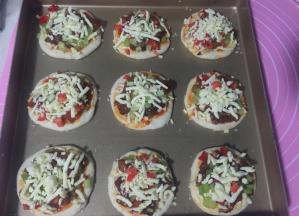 最后再铺一层奶酪碎