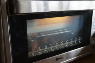 放入32度的东菱K40C烤箱内发酵50分钟