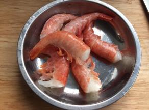 红虾洗净