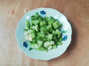 青萝卜切小丁