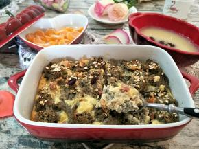 美味的吐司布丁出炉，开吃吧。