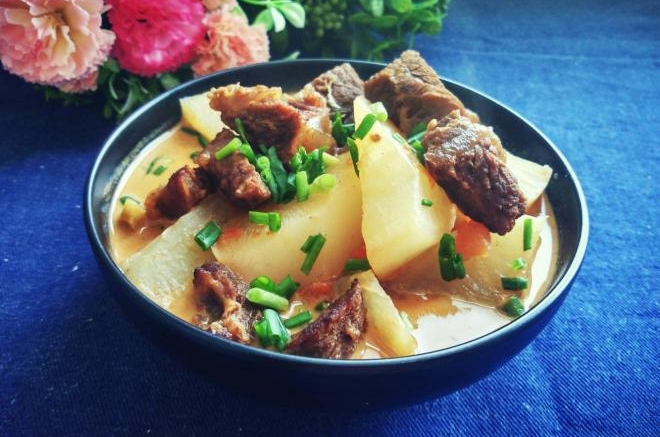萝卜炖牛肉