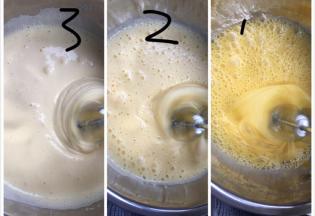 全蛋打发，这是三次加入细砂糖的阶段图