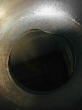 热锅放油，油稍微放多点。