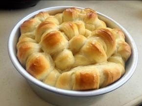 烤箱预热上下火175度，烤40--45分钟。（适当时候盖锡纸）