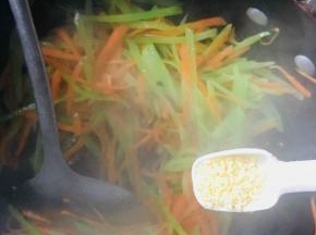 和少许鸡精