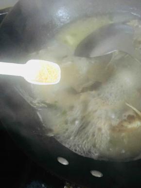 和少许鸡精拌匀即可出锅