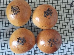 烤箱提前预热180度，25分钟左右出炉