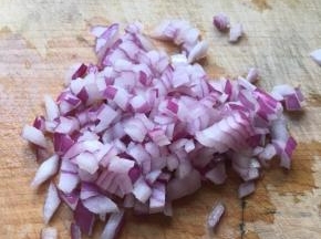 洋葱切丁