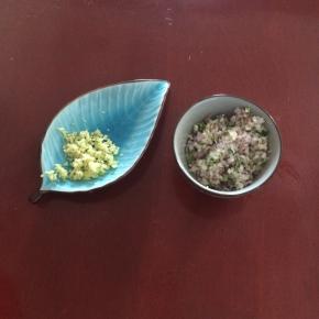 葱、姜剁碎末