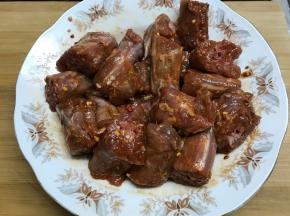 腌制20分钟。