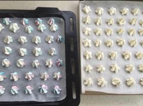 烤箱预热上下火100度，烤70分钟。（两盘可以一起烤，中途换位）