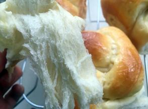 烤箱预热上下火175度，烤35-40分钟。