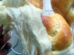 烤箱预热上下火175度，烤35-40分钟。