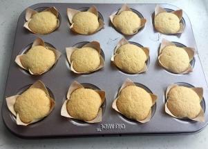 烤箱预热上下火155度，烤20分钟