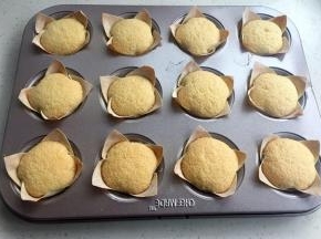 烤箱预热上下火155度，烤20分钟