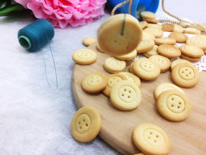 纽扣饼干