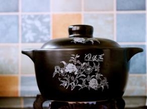 盖上锅盖大火煮沸后