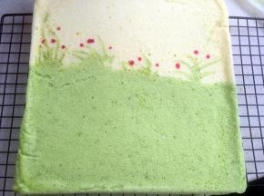 出炉倒扣，撕油纸