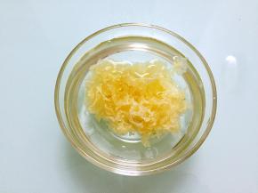 银耳提前泡发