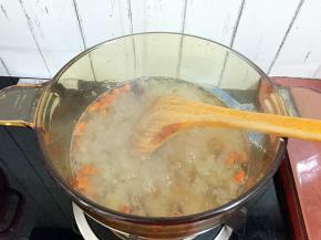 搅拌至冰糖融化即可