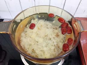 一次性加足量清水