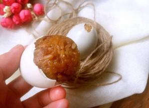 剥开蛋壳，不错吧！