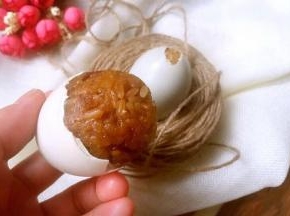 剥开蛋壳，不错吧！