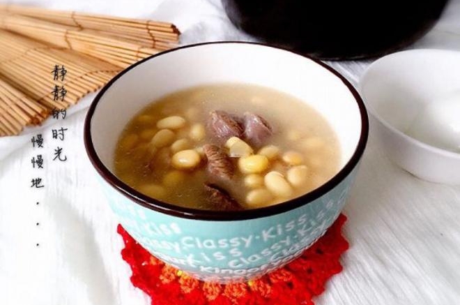 黄豆炖猪蹄