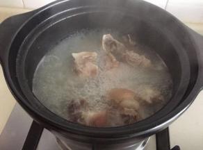 20分钟时汤已乳白