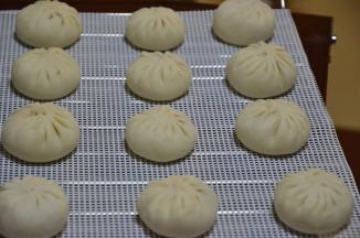 依次做好后发酵温度38度，湿度80%，1小时左右