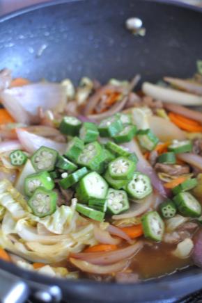 最后放入秋葵拌匀。