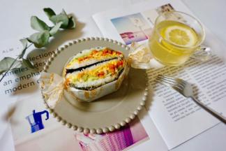 配上一杯柠檬蜂蜜茶，享用美味～