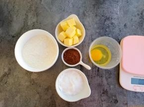 准备好食材，黄油需要提前室温软化