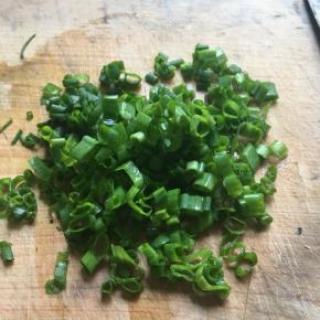 香葱和胡葱切段