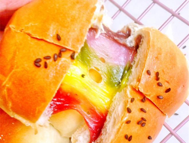 一次发酵的超柔软彩虹小餐包