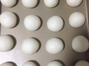 13、盖上保鲜膜 松弛10分钟