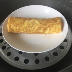 放入开水锅隔水蒸六分钟