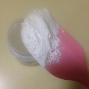 加入fluff棉花糖 可以增加成品的湿润度  成品更细腻 口感很绵润 不用刷糖水 都不会干噎