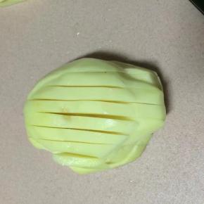 然后再横切成条状